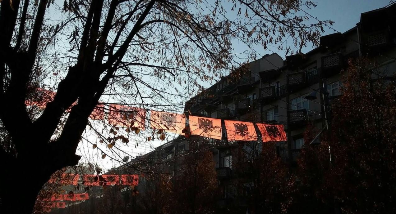 Politikanët tanë autistë, nuk shohin rreth vetes se një epokë e re po lindë