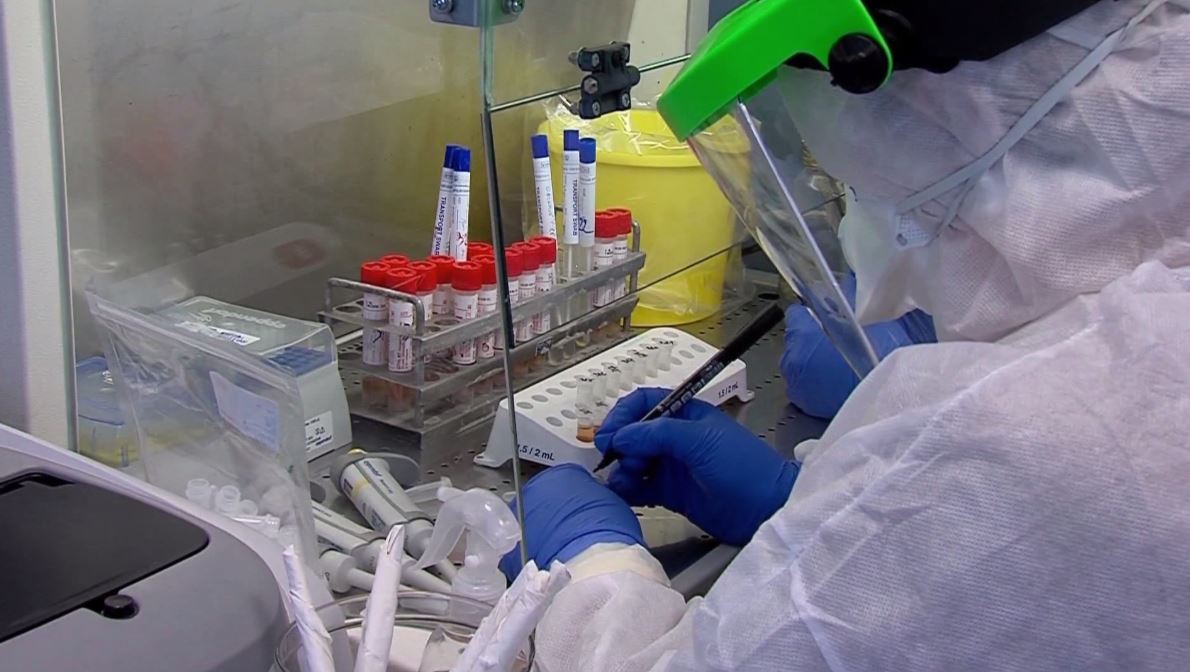 Gjendje e rëndë në Maqedoni të Veriut, vetëm edhe 40 shtretër të lirë për persona me COVID-19