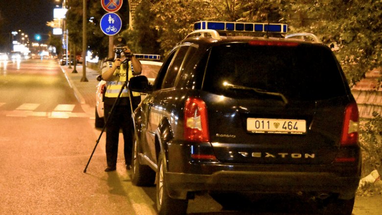 Tetovë, gjobiten 102 shoferë për parakalim të paligjshëm në trafik
