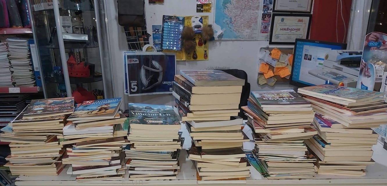 Njoftim publik për pasurimin e bibliotekës së SHFMU “18 prilli”- Burim 