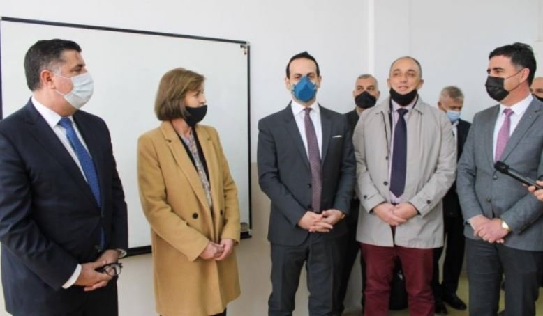 Haziri: Shkollat profesionale janë rruga më e sigurt e punësimit të fëmijëve tanë