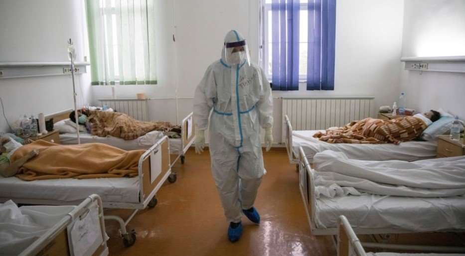 Serbia pret kataklizmën: Mund të ketë edhe 100.000 të infektuar në ditë?