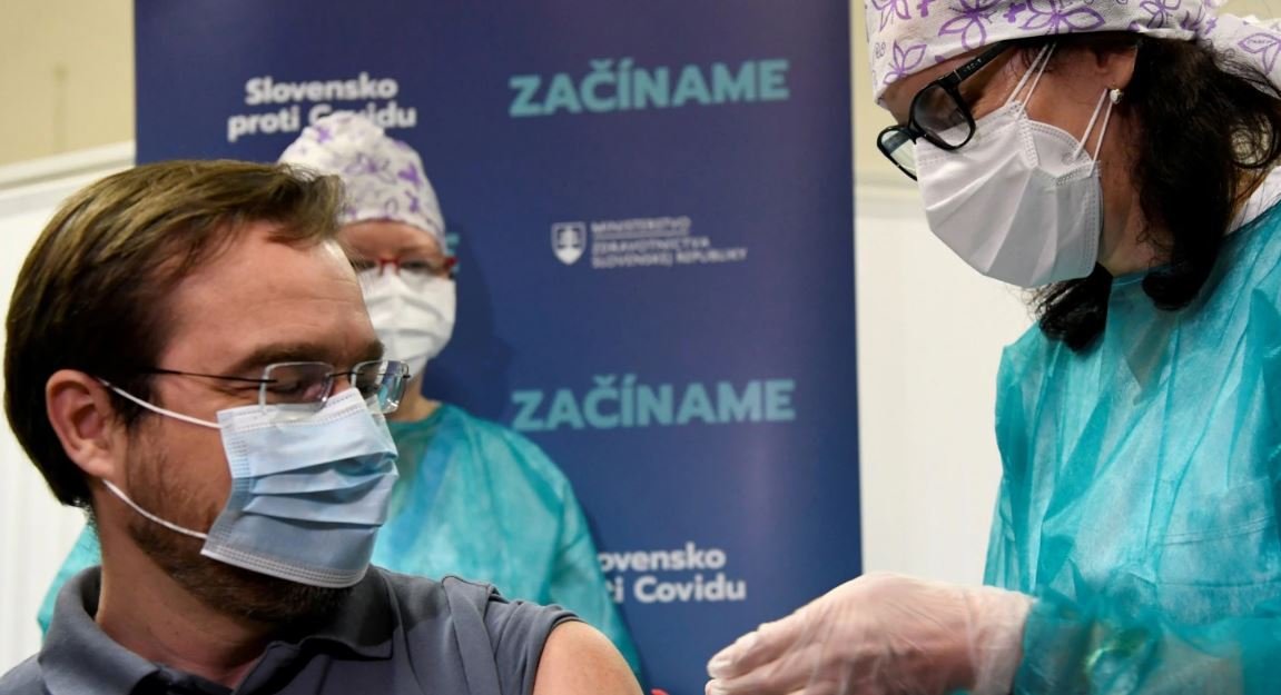 Sllovakia ndalon përdorimin e vaksinës ruse