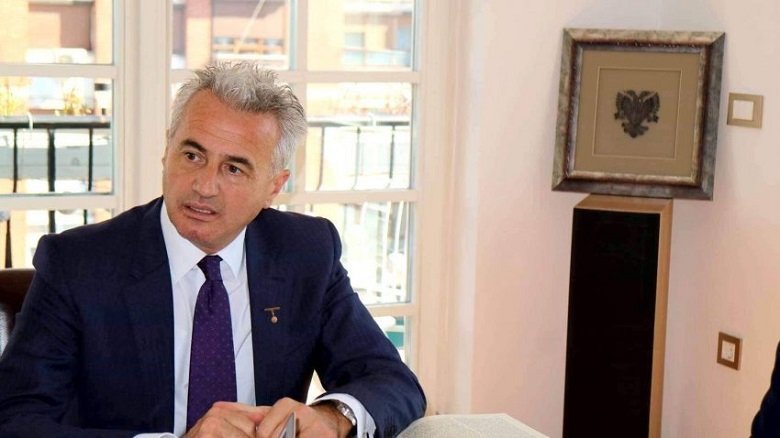 “Gërdi po më vjen prej politikës dhe politikanëve”, Koci reagon ndaj debateve politike: Truri na është shpëlarë