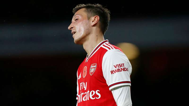 Ozil gjen ekipin e ri