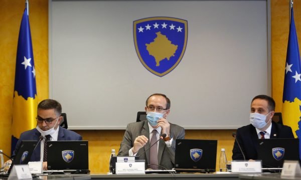 Këto janë masat e reja të cilat i aprovoi Qeveria e Kosovës, ja kur do të hyjnë në fuqi