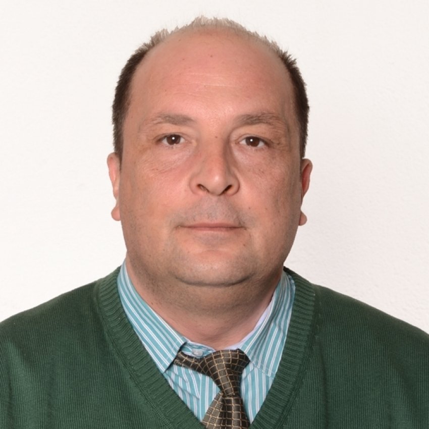 Çmenduria në Kosovë nga politikanët dhe një pjesë e analistëve