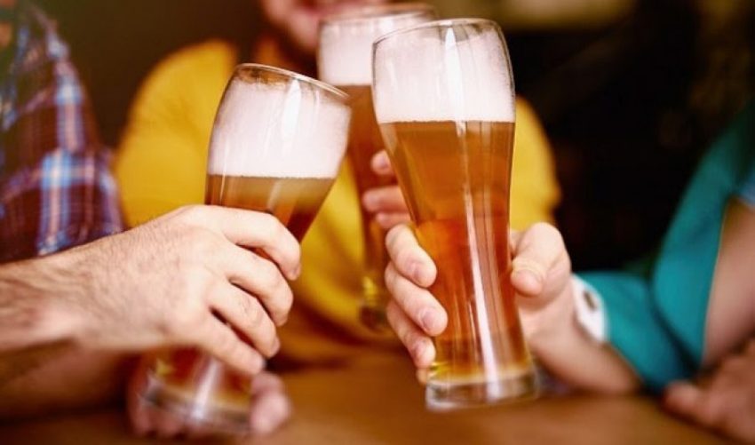 Kujdes! Alkooli dëmton rëndë trurin, edhe në sasi të vogla