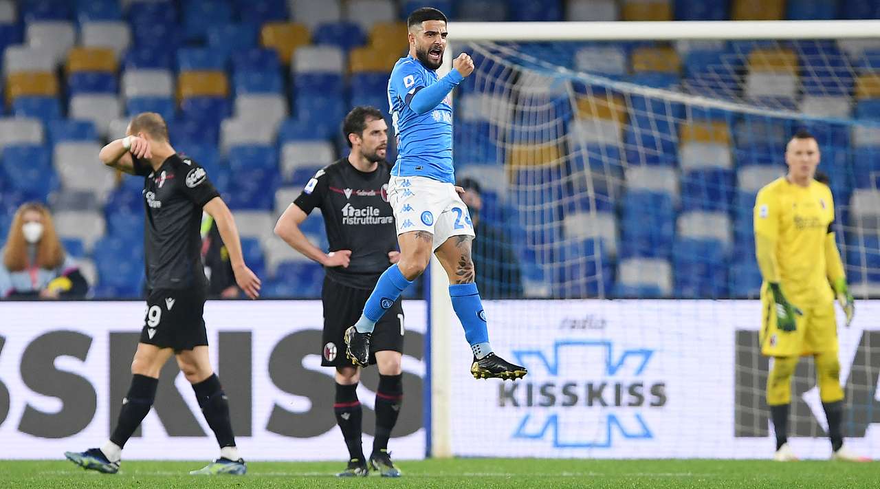 Shqiptarët me Napolin e mposhtin Bologna-n