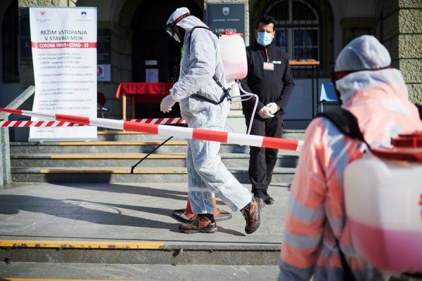 ​Slloveni, numri i të vdekurve në janar për 1/3 më i lartë se në muajin e njëjtë të 2020-ës