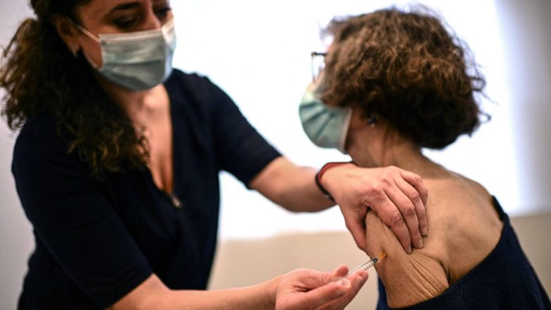 Norvegjia njofton vdekjen e një personi të vaksinuar me AstraZeneca