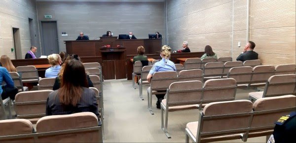 ​Dështon seanca për hedhjen e gazit në Kuvend