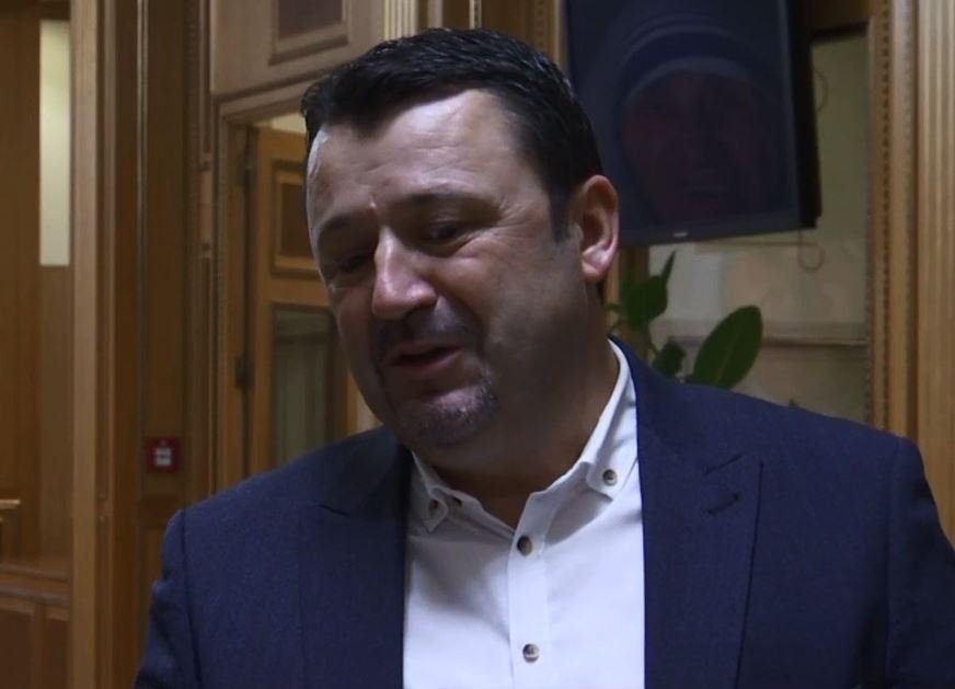 Deputeti i PDK-së akuzon Qeverinë se nuk ka strategji konkrete për problemet energjetike