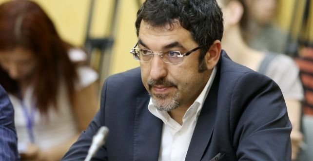 Çuçi: Do vendosim sistem kamerash në kufi, makinat nuk do të ndalohen