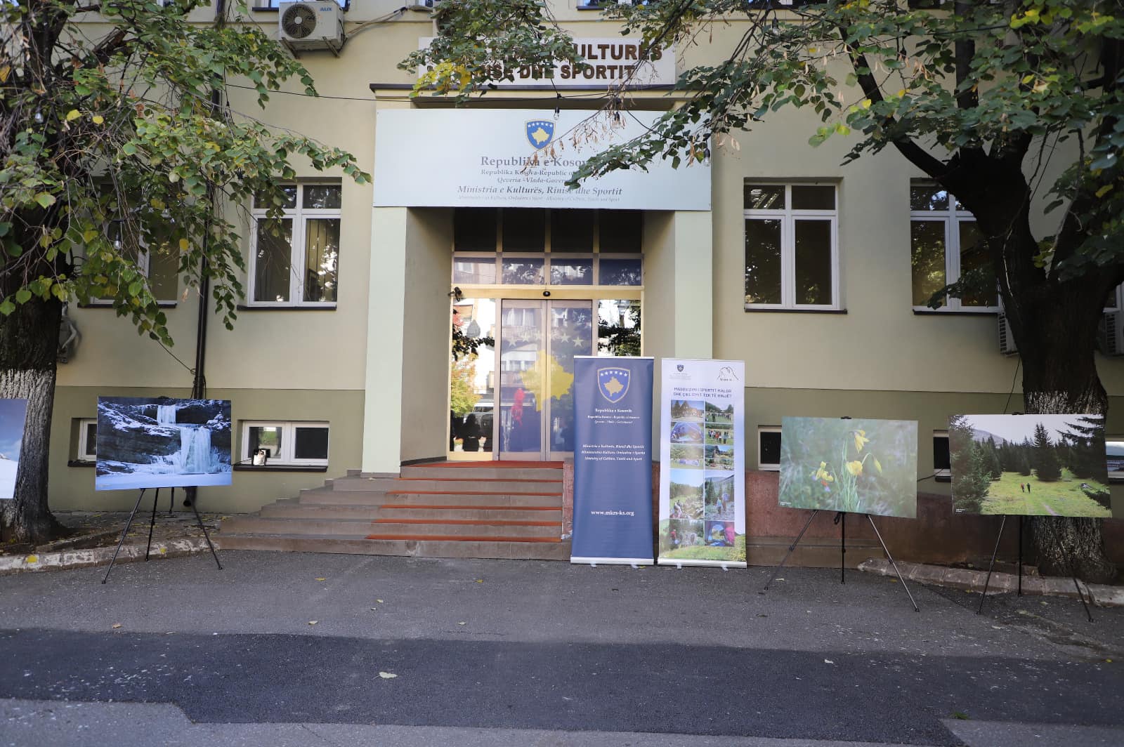 Ekspozitë me fotografi të bukurive natyrore të Kosovës