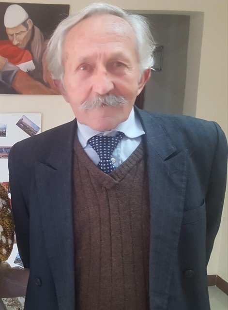 Unë dhe të 430 juristë
