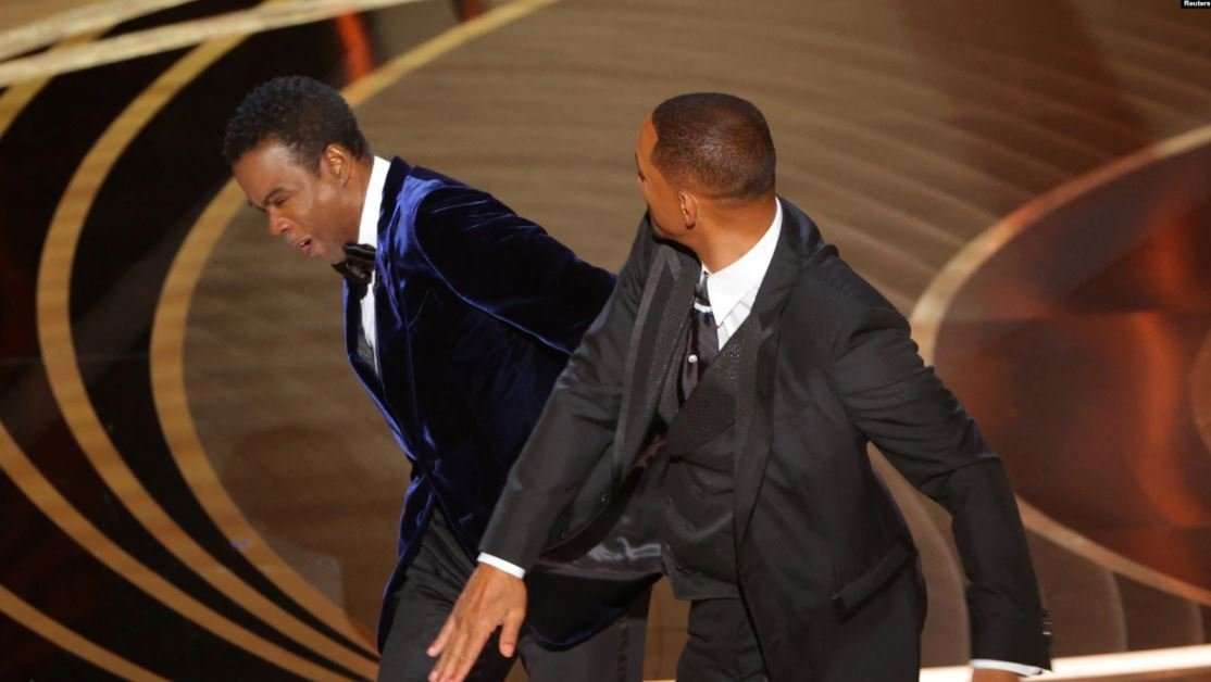 Will Smith jep dorëheqje nga Oscars  