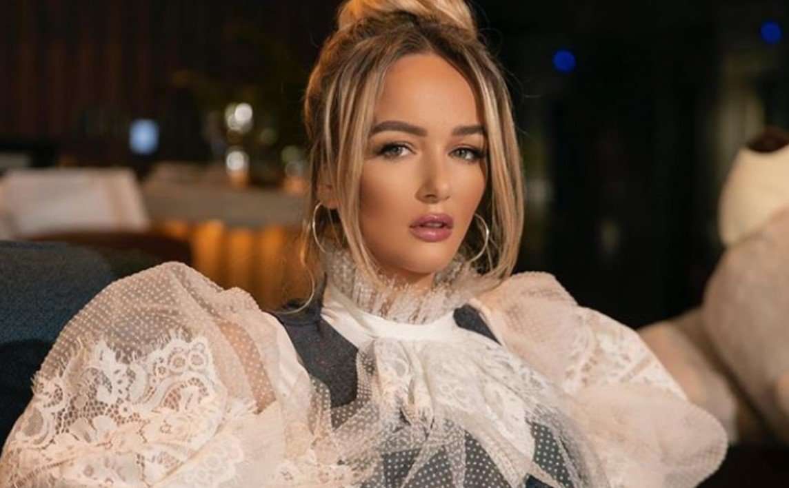 Rrëfimi emocionues i Adriana Matoshit: Qe disa netë nuk jemi tu mujt me bo gjumë të qetë!