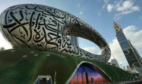 “Ndërtesa më e bukur në Tokë” hapet në Dubai