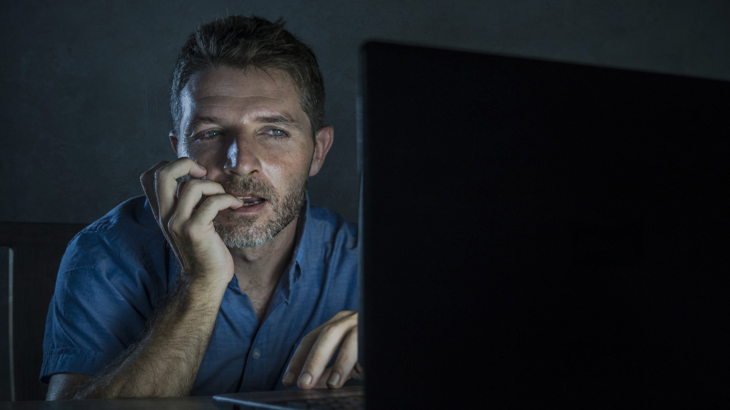 Studimi: Cilit grup të shikuesve të filmave porno i përkisni?