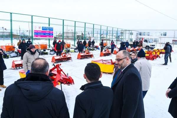 ​Shpërndahet mekanizëm bujqësor për fermerët llapjanë