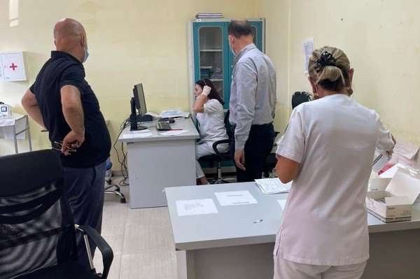 Interesim i madh i qytetarëve për testet COVID-19, në Prishtinë hapet qendra e dytë