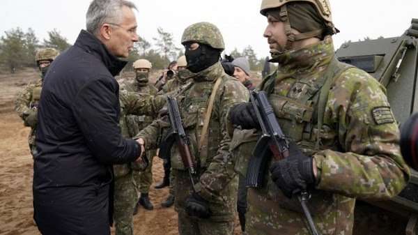 Sllovakia miraton vendosjen e forcave të NATO-s në territorin e saj