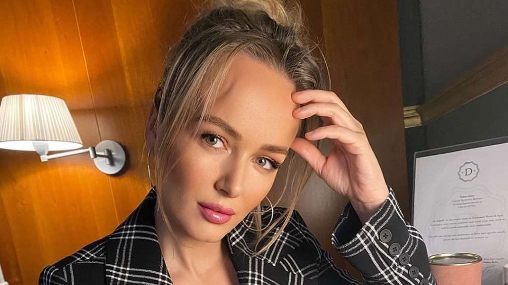 Adriana Matoshi publikon foto nga rinia e saj