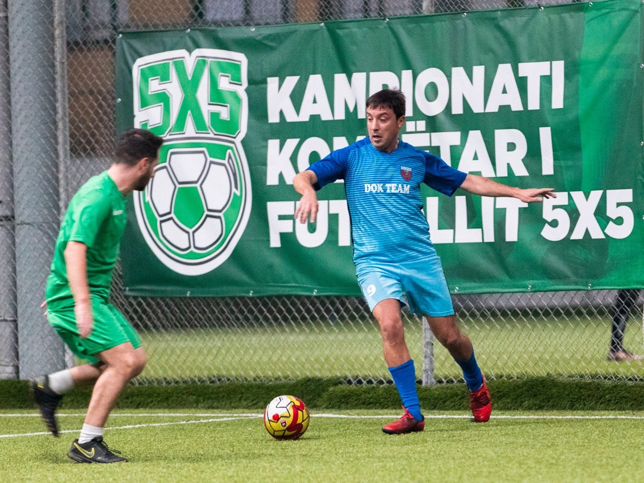 Kampionati luhet në tri zona, fitore me goleada dhe përmbysje