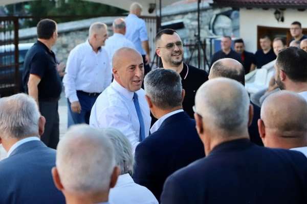 ​Haradinaj nis në Prizren ciklin e takimeve me qytetarë