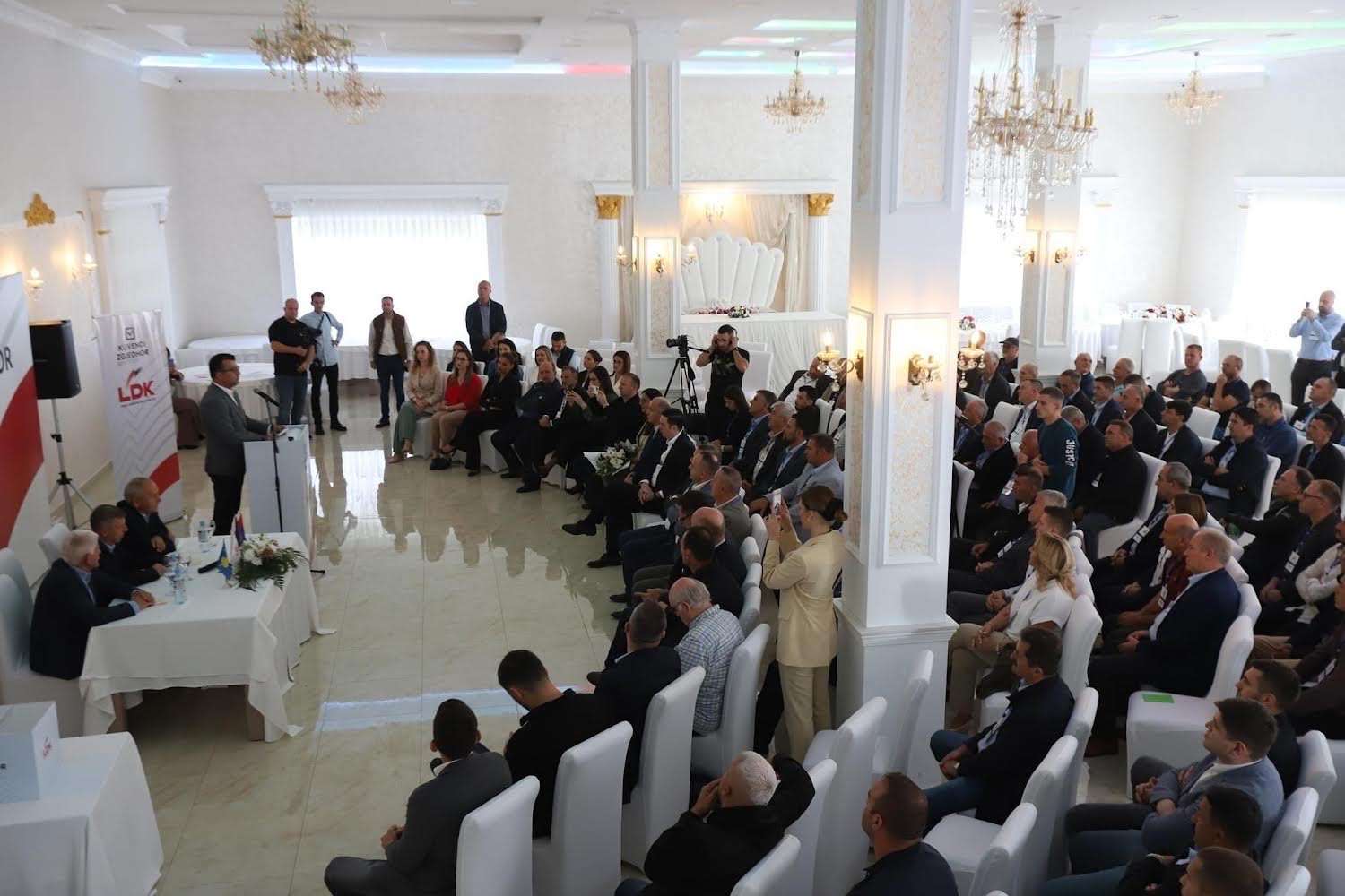 Ilir Ferati zgjidhet kryetar i degës së LDK-së në Istog