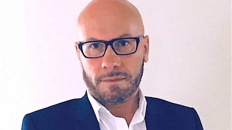 Asociacioni versus Autonomia!