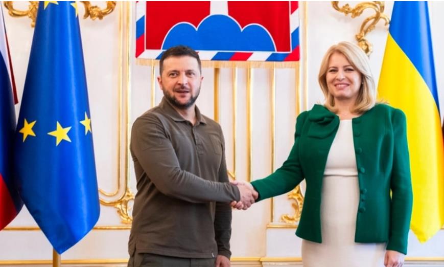 Sllovakia u lejon nëntë qytetarëve të saj t’i bashkohen ushtrisë ukrainase