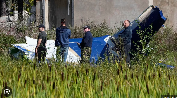 Ish-piloti ushtarak britanik: Këto janë katër gjërat kryesore që na tregojnë pamjet e avionit të Prigozhinit 