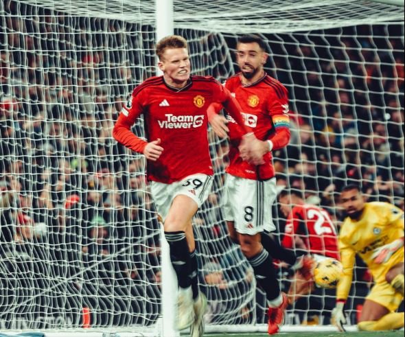 McTominay hero i Manchester Utd, me golat e tij gjunjëzojnë Chelsean