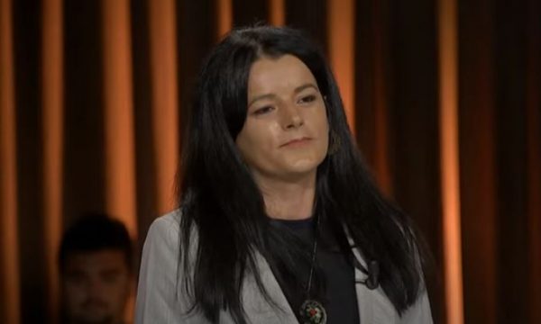 Vasfije Krasniqi: Komisioni për verifikim të viktimave nuk lajmërohen në telefon