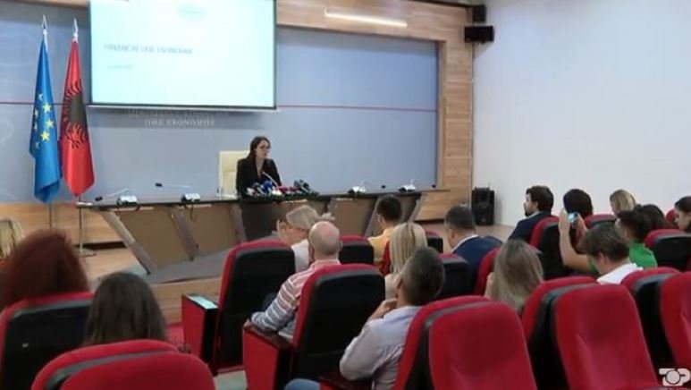 Rritja ekonomike kalon parashikimet/ Ibrahimaj: Do rritet me 3.7%