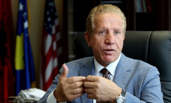 Pas anulimit të mbledhjes së dy qeverive, nervozohet Pacolli: Çfarë po ndodhë?