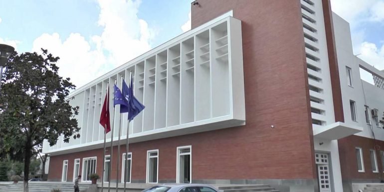 Partia Demokratike është aset kombëtar, është e shqiptarëve, e demokratëve dhe jo e vetëm kryetarit e deputetëve