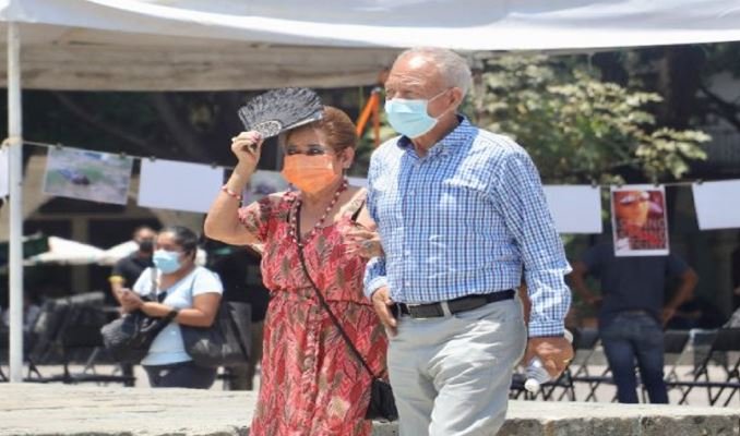 Vala e të nxehtit “pushton” Meksikën, të paktën 100 të vdekur