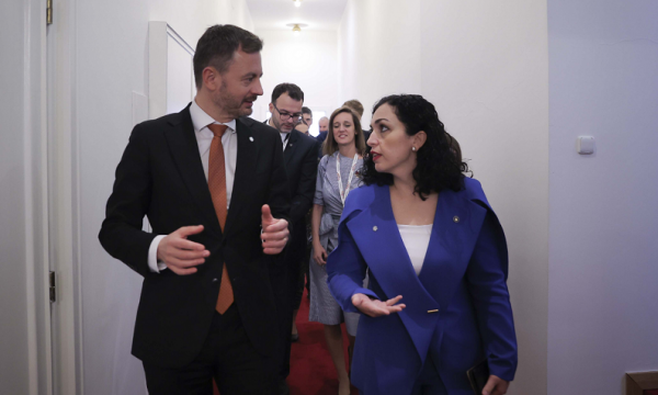 Sllovakët deklarohen pas takimit Kosovë-Serbi në Bruksel