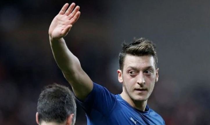 Mesut Ozil pensionohet nga futbolli