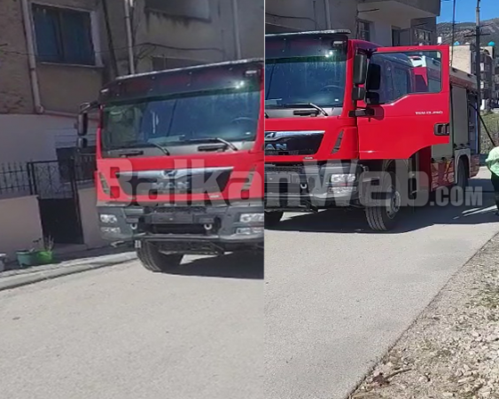 Shpërthen bombola e gazit, shembet një pjesë e banesës në Kuçovë, zë brenda çiftin e moshuar