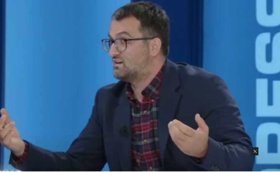 Shkëlzen Gashi: Ka kaluar koha e politikanëve që nënshkruanin me Serbinë pa lexuar kurrgjë