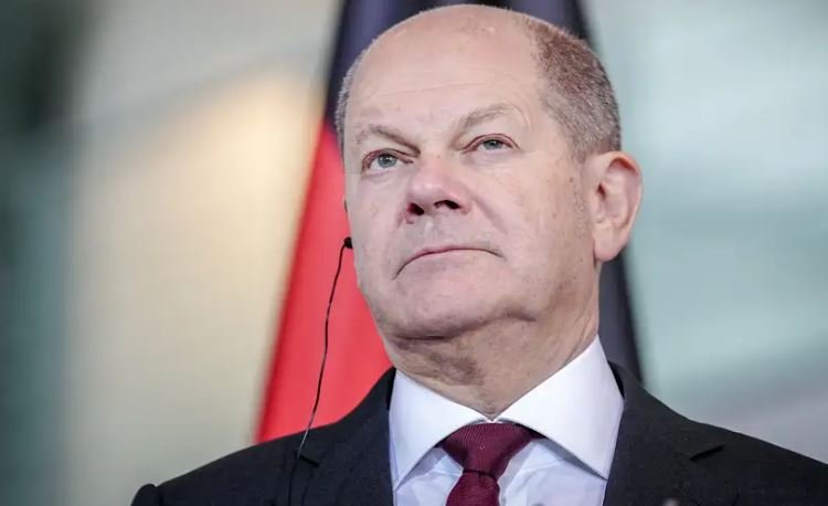 Olaf Scholz kancelari me mbështetjen më të vogël
