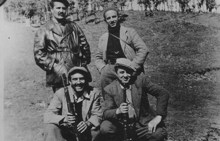 “Çështja e Kosovës nuk është kritike, me jugosllavët jemi miq të mirë”- Refleksionet e historianit të njohur: Ja çfarë deklaronte Enver Hoxha