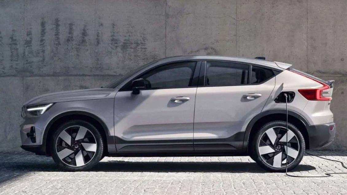 Volvo shiti mbi 21,000 automjete plug-in në shtator të vitit 2023