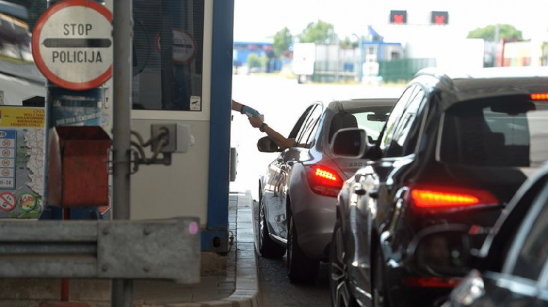 Nuk ka pritje të gjata në pikat kufitare në Maqedoninë e Veriut
