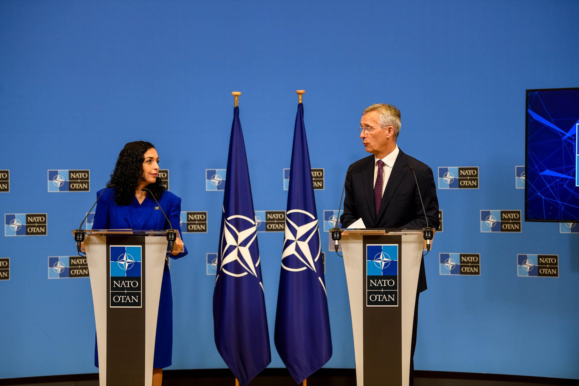 Eksperti: Takimi Osmani-Stoltenberg, një rikthim i Kosovës në arenën ndërkombëtare