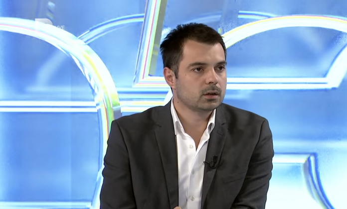 Kryeziu për sanksionet: BE-ja duhet të japë arsyetimin për mosndryshimin e qëndrimit pavarësisht progresit
